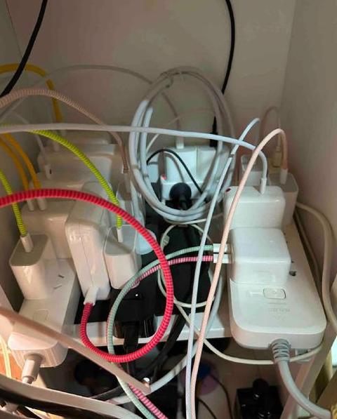 高功率排插无接地线隐患解析及选购建议