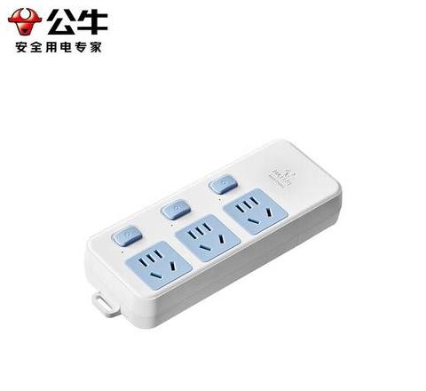 公牛插座颜色选择：白色与蓝白色对比解析