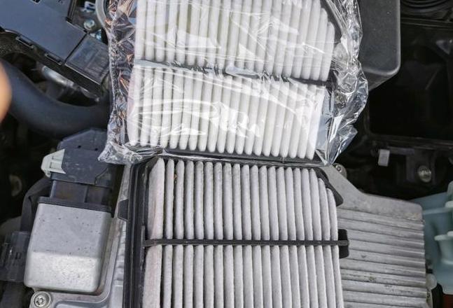 雅阁空气滤芯更换教程及保养费用解析