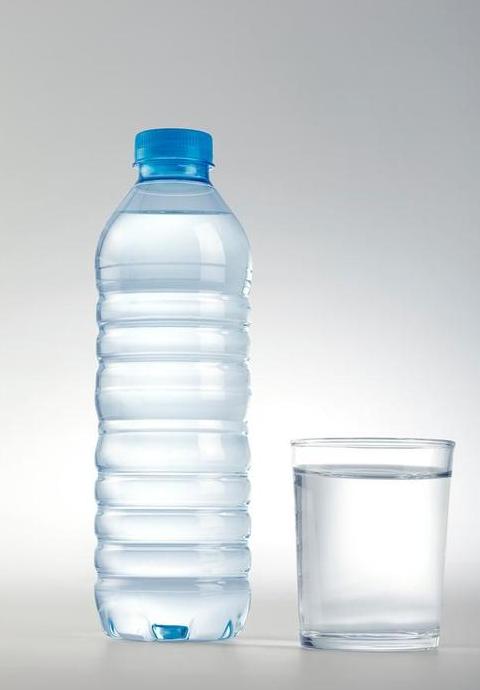 PP5塑料杯：安全装热水选择