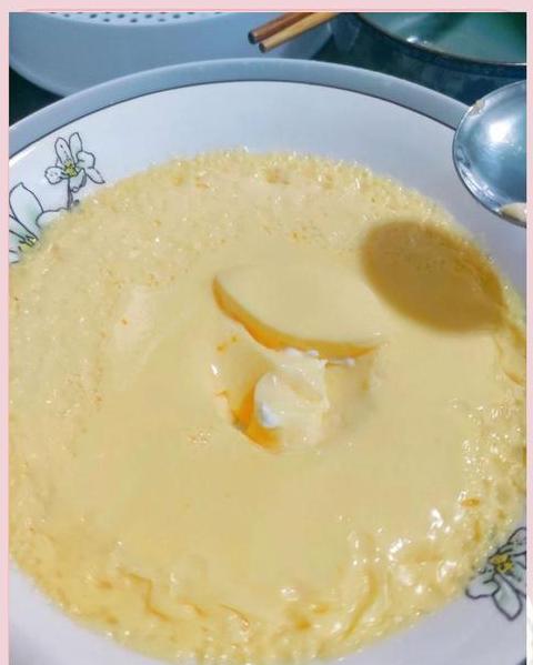 微波炉轻松制作鸡蛋羹教程