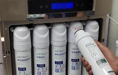 沁园净水器滤芯更换指南